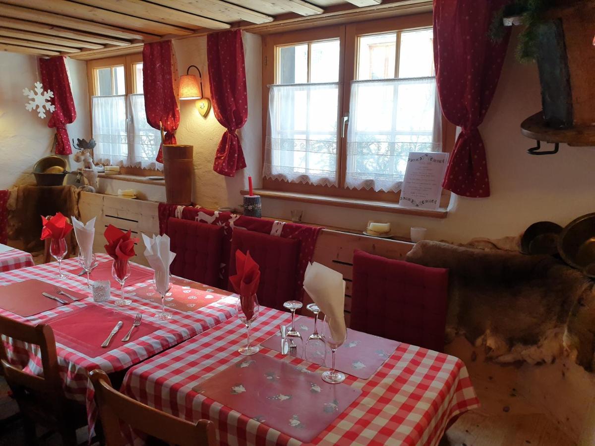 Auberge De L'Ours 威尔斯伊格里塞 外观 照片