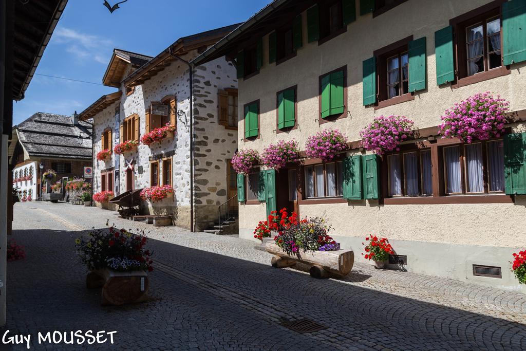 Auberge De L'Ours 威尔斯伊格里塞 外观 照片