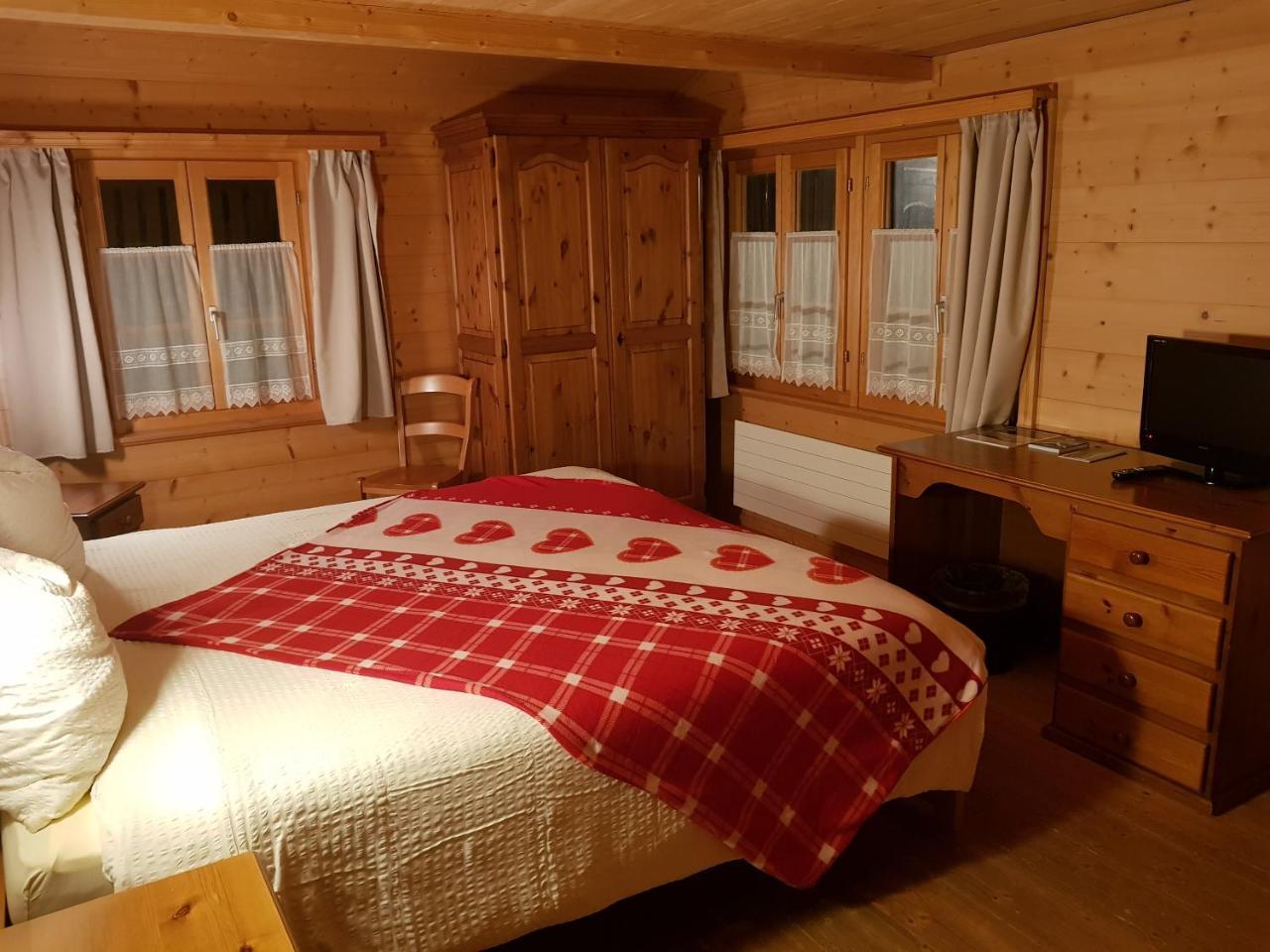 Auberge De L'Ours 威尔斯伊格里塞 外观 照片